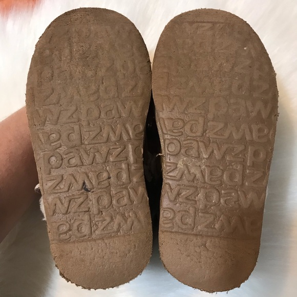 PAWZ by BearPaw ⚜️ Hailey Toddler Cow Suede Boots - Picture 10 of 16